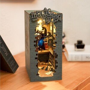LED drevené 3D puzzle: Živá kniha - Magický dom s LED osvetlením