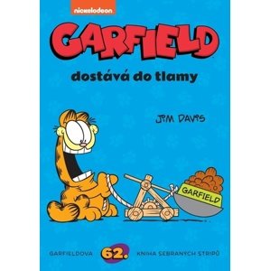 Garfield dostává do tlamy