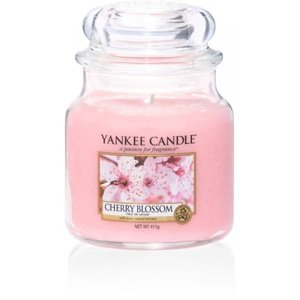 Yankee Candle sviečka stredná Cherry Blossom
